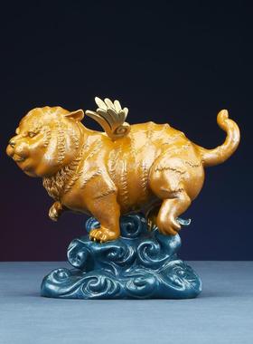 虎1068小飞彩铜老摆件家居办室装饰生肖虎桌面工艺公品如虎添翼