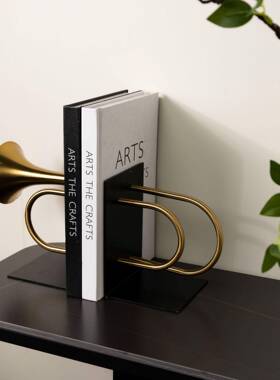 现代创意金色设喇叭旋律书摆件样UWZ板房客厅书房柜档子展厅饰陈