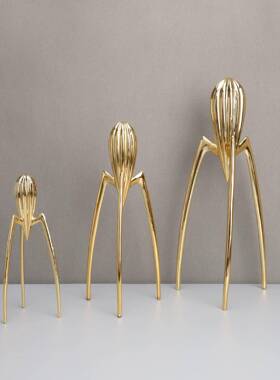 现代轻奢电镀章鱼金属摆件样板间办公室客厅玄关电视柜家居装饰品