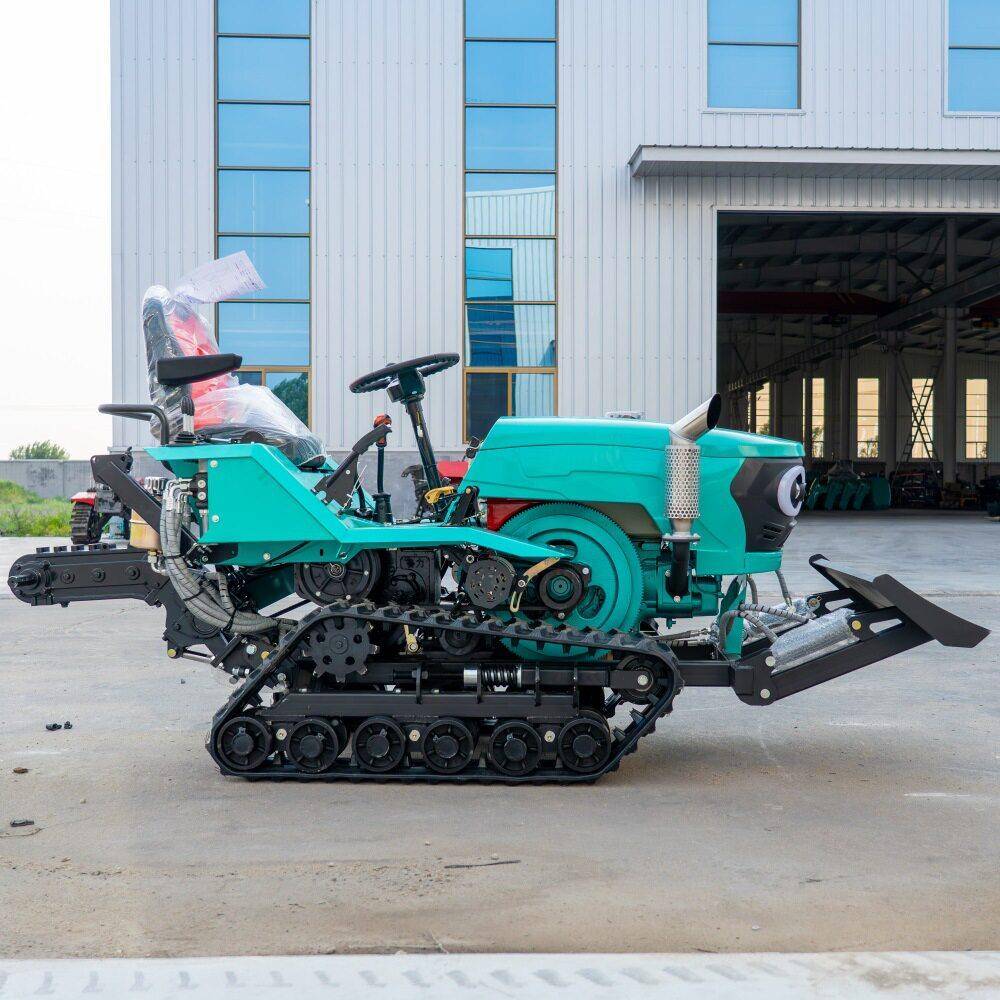 Crawler dual-purpose tractor rides on the rotary tiller for cultivated land, the rotary tiller, the water and drought machine, the agricultural mini-tiller type, the new four-wheel drive