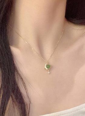 国简单的星星和月亮的女人翡翠吊坠格项炼2的025新热风优雅项炼小