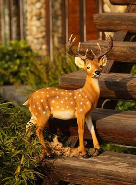 创仿真意动物居装饰摆件庭院花园摆橱窗写实梅花鹿家树脂工艺2022