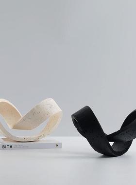 象简约代仿洞石几何环形摆件创意抽艺现GD-H182术样板间客电厅视