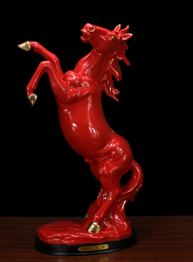马到成功摆件红色陶瓷马办公室家居装饰创意瓷器招财马雕塑工艺品