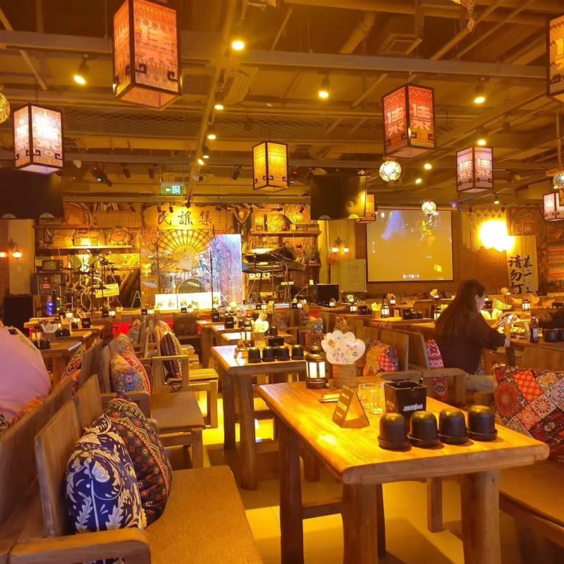 民谣集桌椅实木卡座沙发椅子老榆木酒吧桌子漫咖啡长方形 - 图2