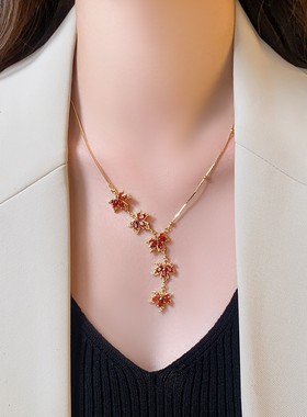 复古红色枫叶吊坠流苏项链气质