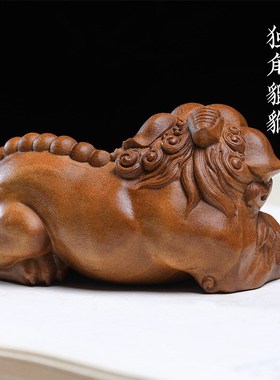 天然檀香木独角貔貅摆件招财转运手把件创意文玩桌面装饰品木雕刻