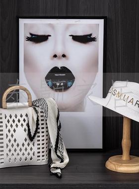 极简现代风全屋设计衣展厅衣帽间柜装JJ饰毛毡衣服摆饰摆软件品组