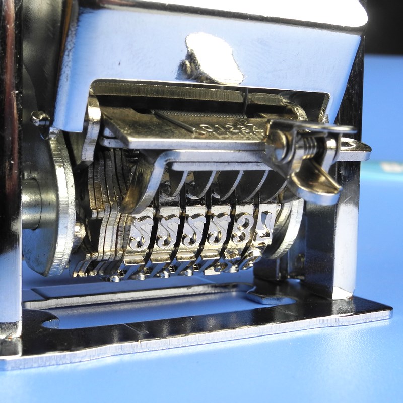 自动号码机 位7位数 页码日期打码机编号打号器银行财务数字印章 - 图0