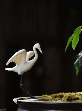 陶瓷仙鹤小摆件白鹤丹顶鹤微景观鱼缸造景装饰品客厅酒柜创意摆设