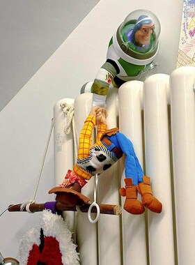 巴斯光年胡迪救援小摆件创意玩具总动员装饰新家客厅卧室布置套装