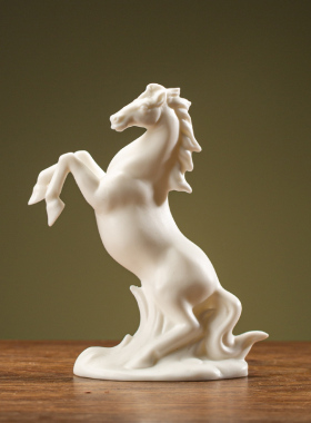 陶瓷马生肖马办公室客厅书房玄关桌面装饰鱼缸造景微景观茶宠摆件