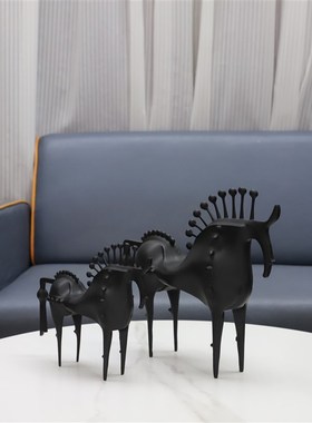 欧式个性刺马摆件客厅玄关样板间办公室卧室书房餐厅桌面家居饰品