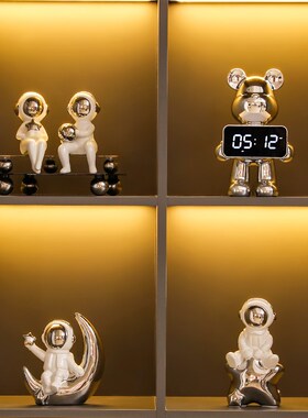 创意宇航员摆件客厅玄关落地柜酒柜装饰品电视展示柜高档家居摆设