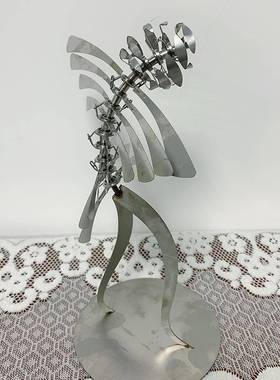 形新款纸片风车户外不锈钢动能雕塑金人51属纸片人转人动摆件