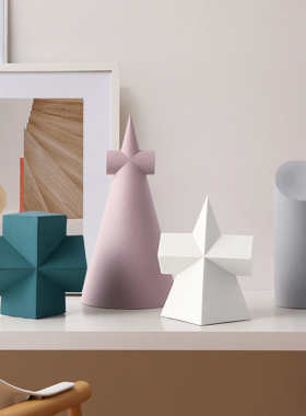 现代创意几何体儿童房样板间男孩房间书房卧室床头柜桌面摆件