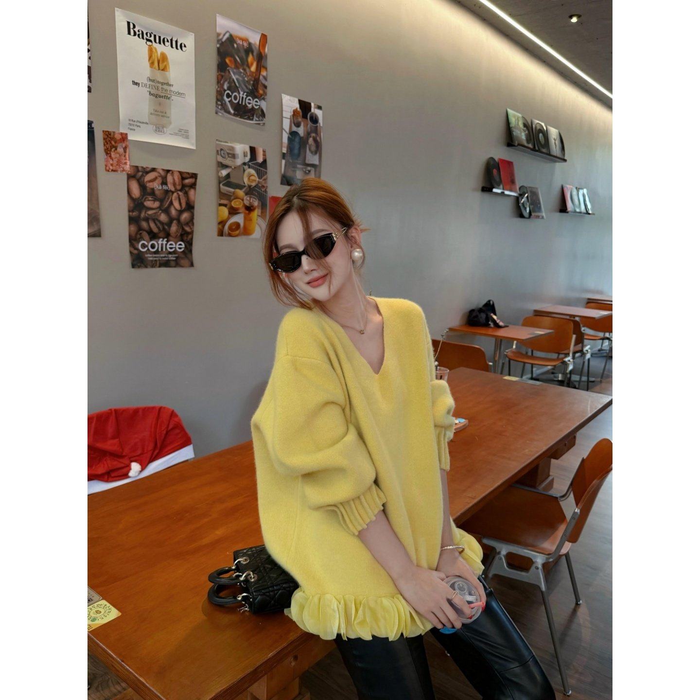 套装女2026新款法式高级感气质V领花朵边针织衫毛衣显瘦黑色皮裤,淘宝优惠券,粉丝福利购,淘宝优惠卷