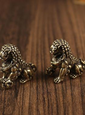 一对小狮子创意黄铜茶桌桌面茶宠摆件铜器铜制品绣球狮子纯铜摆件