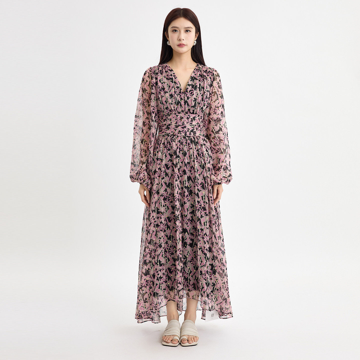 法柚法式v领碎花连衣裙女2026春季新款设计感收腰度假显瘦长裙,淘宝优惠券,粉丝福利购,淘宝优惠卷