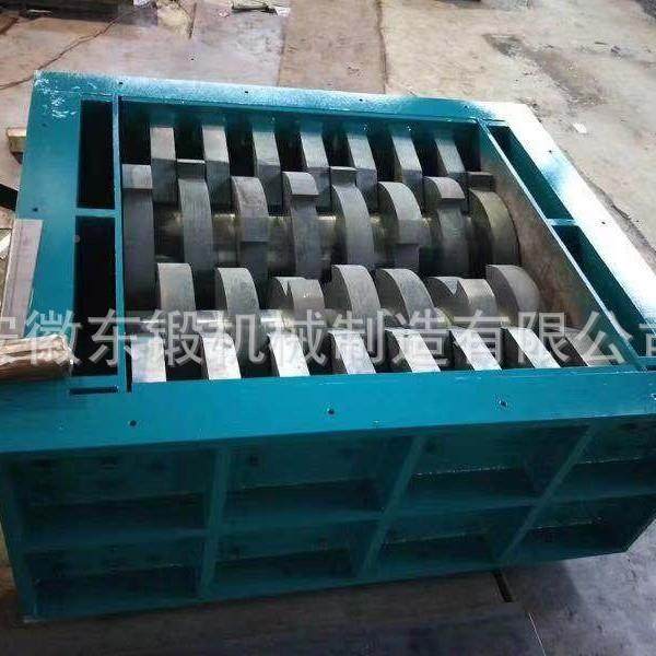Shredder small machine chassis metal plastic general garbage material single shaft crusher model YAU large crushing double machine now