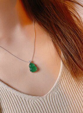 新中式国风30分爱心12*16mm绿玉髓葫芦吊坠锁骨项链女925银起荧光