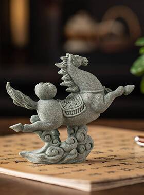 创意招财马上好事发生入户玄关办公室桌面摆件客厅书房书桌装饰品