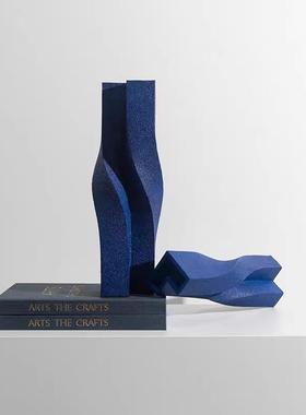 简约克莱茵蓝色扭曲花瓶客厅摆件样板间餐厅家居艺术软装饰品手工