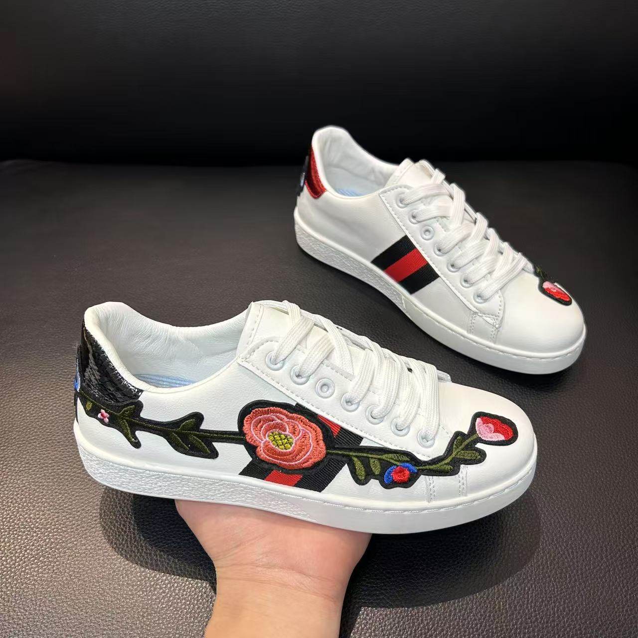 【万达撤柜】新款系带圆头高帮纯色加绒休闲百搭女学生板鞋,淘宝优惠券,粉丝福利购,淘宝优惠卷