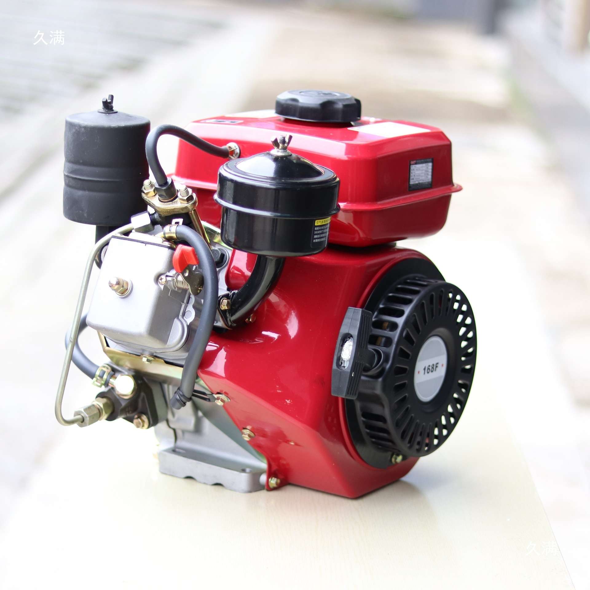 Small diesel engine 168f single-cylinder air-cooled thresher, micro-tiller, pump, generator, polisher, thresher