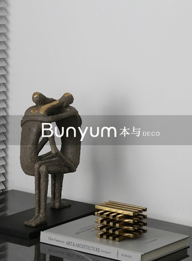 现代极简b约树脂材质抽象人物摆设轻奢样板房间售楼处软装饰品摆