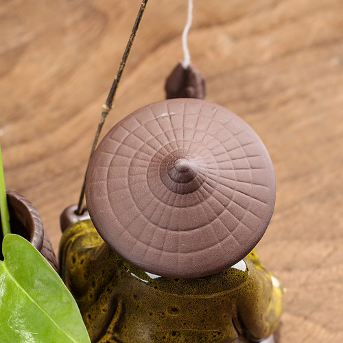 宇轩 紫砂茶宠渔翁垂钓花器摆件客厅陶瓷鱼缸造景可养姜太公钓鱼 - 图2