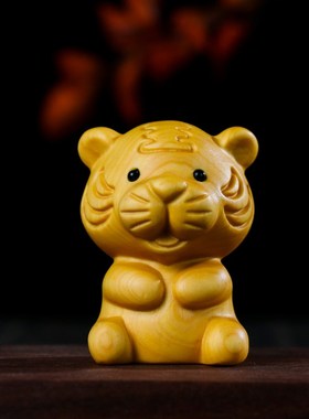 黄杨木十二生肖手把件鼠牛虎兔龙蛇马羊猴鸡狗猪实木雕刻桌面摆件