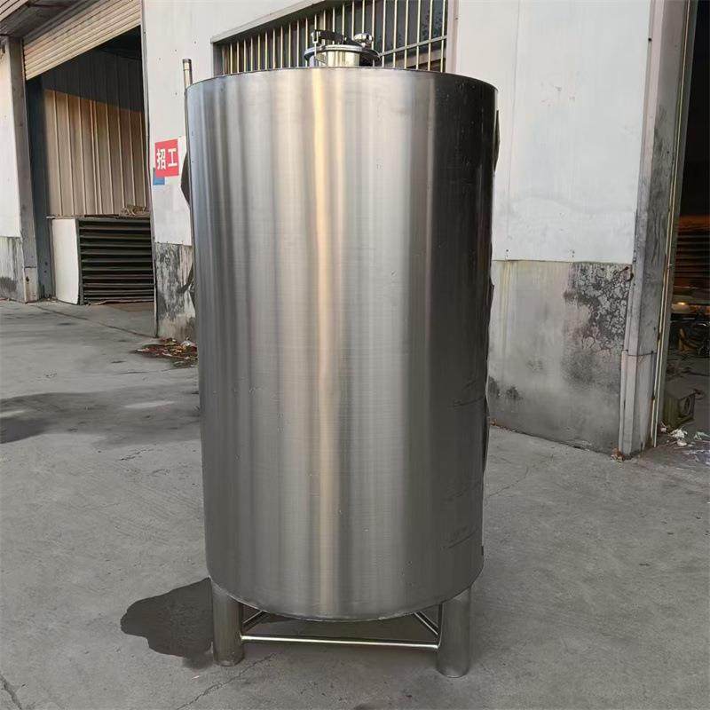 厂家自营304不锈钢立式储存罐1吨3吨带腿白酒储罐食品级发酵罐,淘宝优惠券,粉丝福利购,淘宝优惠卷