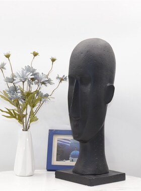 现代简约酒店别墅大堂端景台人面雕塑摆件样板房创意家居软装饰品