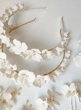 Simple Elegant Ceramic Flower Bridal Headpiece Hair Wreath T