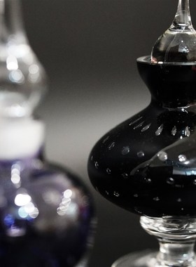 一枚橙 孤品中古风小摆件香薰瓶散香器皿香水瓶板房卧室