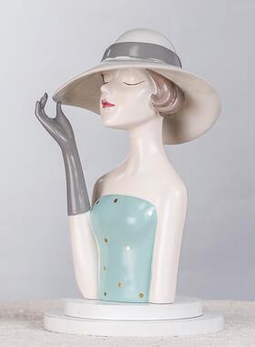 ins风时尚女孩北欧树脂工艺品新房布置家居房间装饰摆件