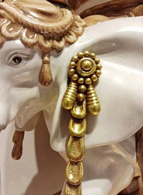 茱莉安法式奢华彩绘大象底座盖坛桌面摆件客厅陶瓷镶铜装饰糖果盒