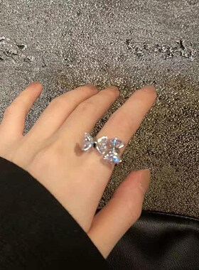 Three-dimensional butterfly zircon ring female simple cold w