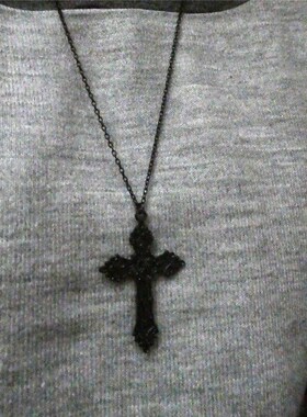 Black Cross Long Necklace黑色十字架长项链十字架项链创意坠子