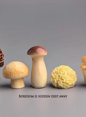 无聊了，摆几只可爱菌菇治愈电脑桌面日式工位办公桌小摆件装饰品