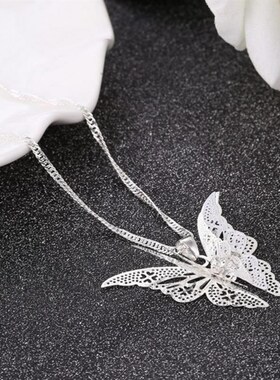 hollow butterfly necklace Female choker 蝴蝶项链翅膀吊坠饰品