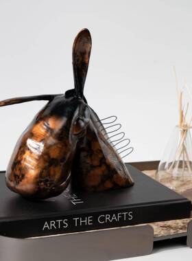 现代轻驴奢小毛几创意动物摆件A097雕塑样板房厅茶桌面艺术装客饰