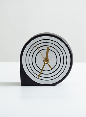 现代创意水滴形钟表摆件样板间卧室床头柜摆设饰品儿童房桌面时钟