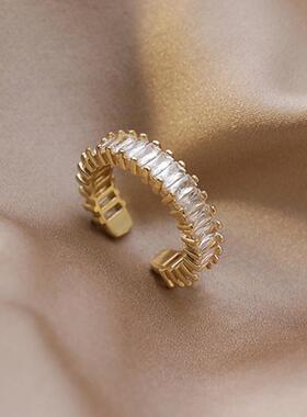 New Simple Temperament Finger Ring For Women Exquisite Rhine