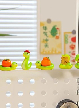 办公室桌面电脑屏幕趴趴显示器摆件工位装饰品2025蛇年新年吉祥物