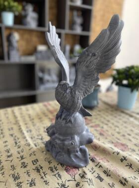 青石精雕老鹰大鹏展翅鹰摆件办公室摆件天然石材雕刻雄鹰