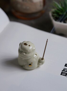 陶瓷可爱石狮子神兽香薰炉摆件茶宠笔架笔搁线香插檀香道香器复古