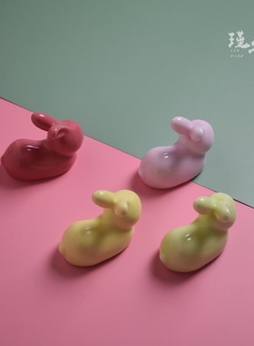 创意简约陶瓷兔子桌面摆件可爱家居装饰生肖兔年文创生日新年礼品