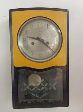 老物件旧钟表老式机械上弦摆钟客厅挂钟复古装饰怀旧摆件影视道具